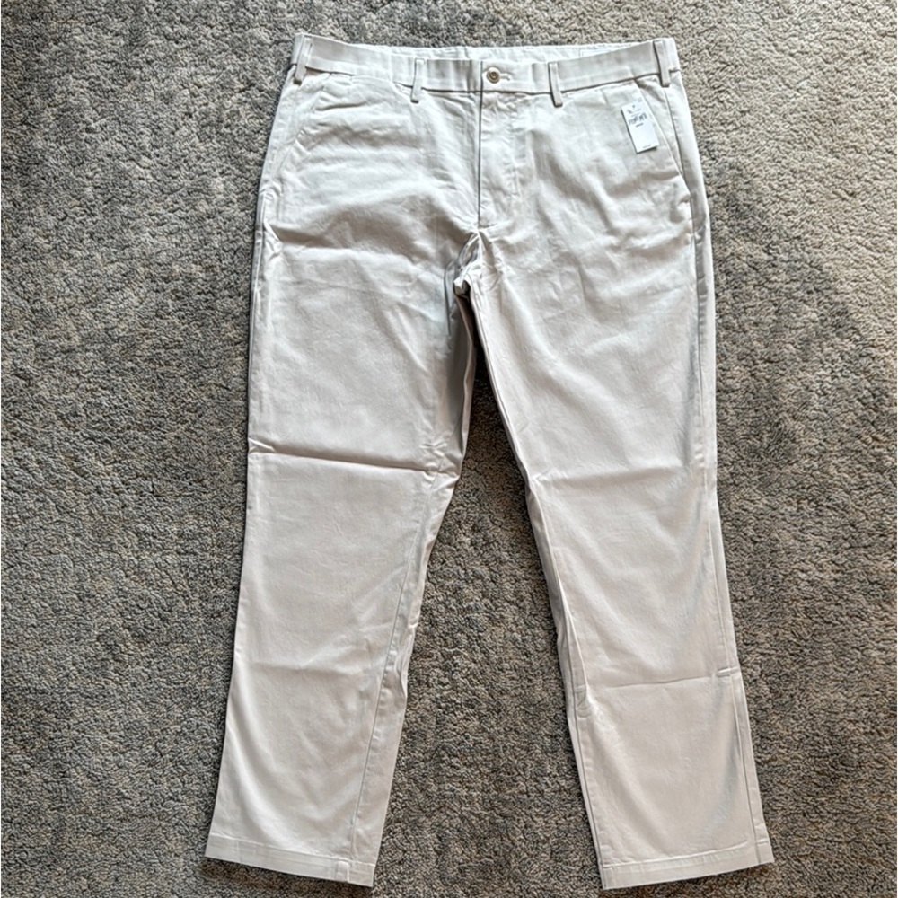 Gap straight leg chinos NWT 36x30